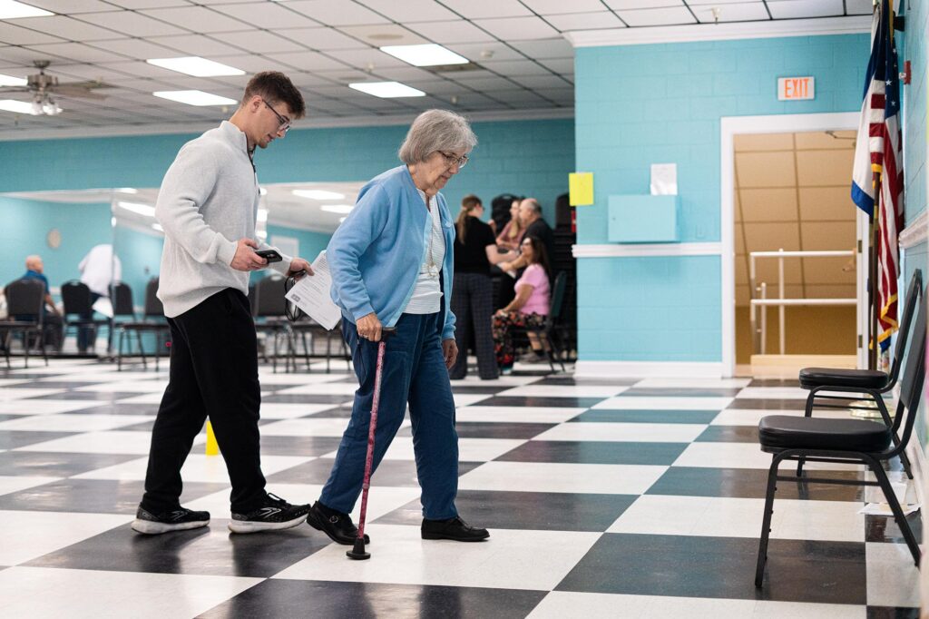 A student in the Physical Therapist Assistant Program at Pierpont works with a member of the Harrison County Senior Center. (Pierpont Photo / Benjamin Powell)